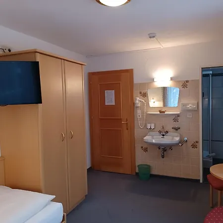 Guest house Wellness Hollaus 3*