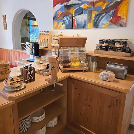 Guest house Wellness Hollaus 3*