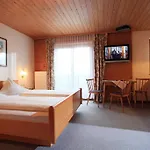 Wellness Hollaus Гостевой дом