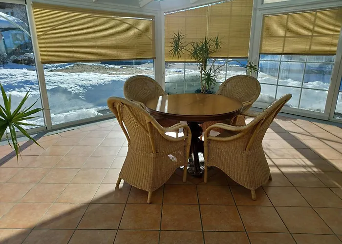 霍尔罗斯酒店 3*